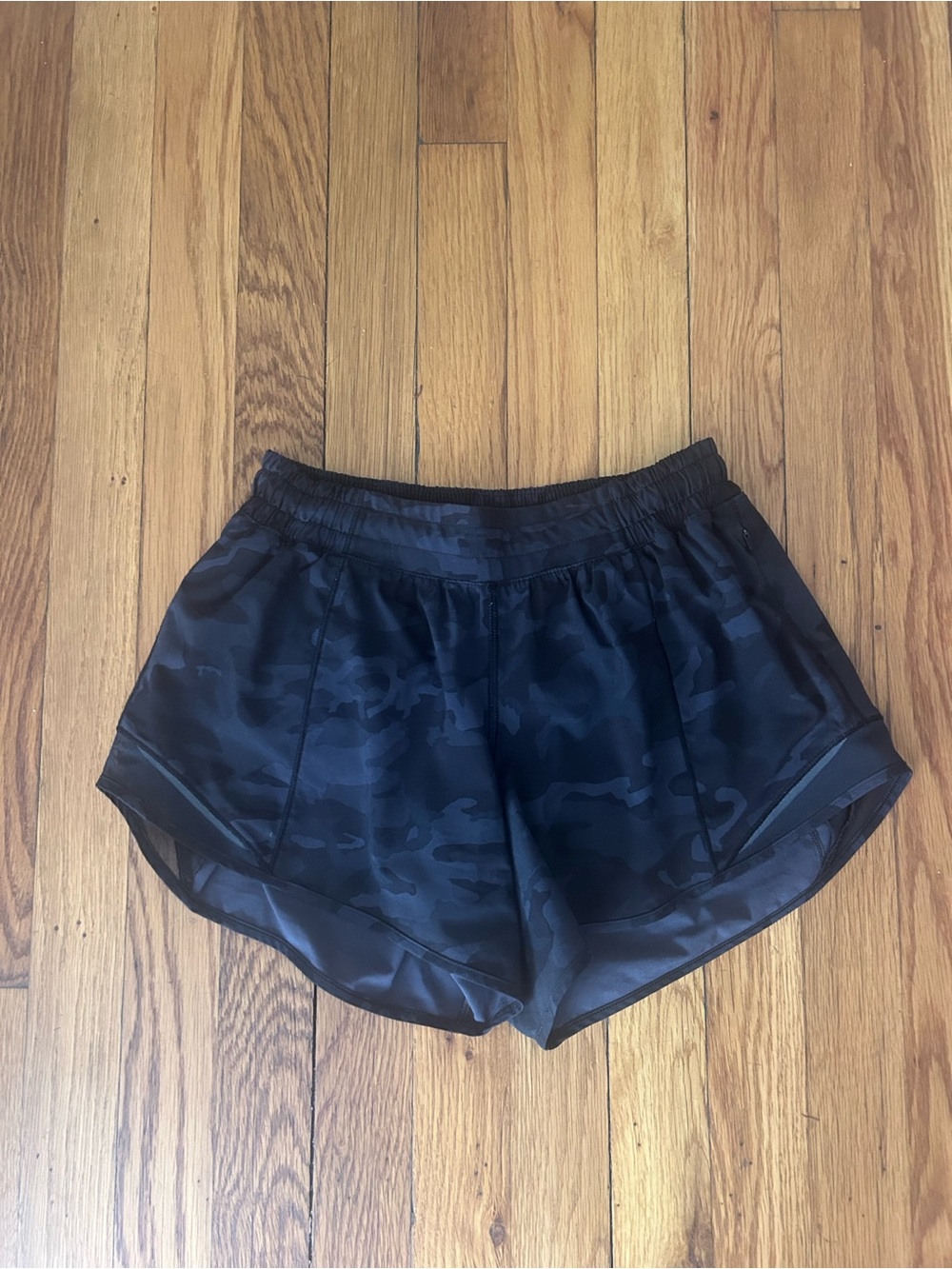 lululemon athletica Women's Black Camo Run Shorts